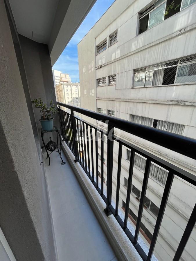 VARANDA de Apartamento à venda, Padrão com 26 m², 1 quarto e em Bela Vista - São Paulo