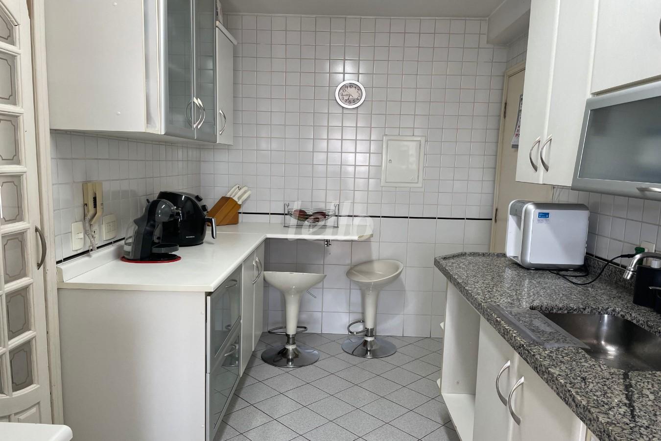 COZINHA de Apartamento à venda, Padrão com 86 m², 3 quartos e 2 vagas em Chácara Inglesa - São Paulo