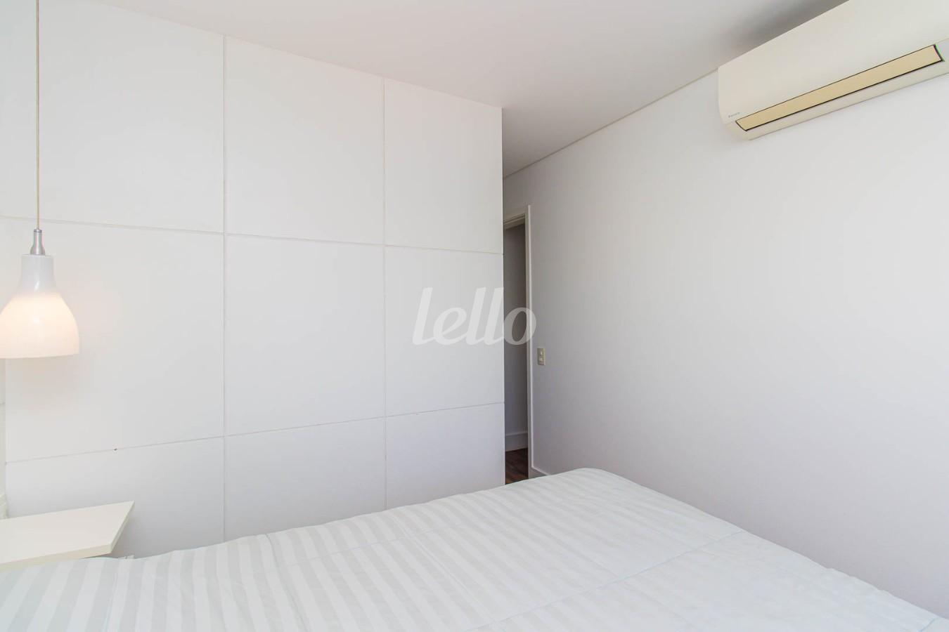 SUITE de Apartamento à venda, Padrão com 73 m², 2 quartos e 1 vaga em Vila Clementino - São Paulo