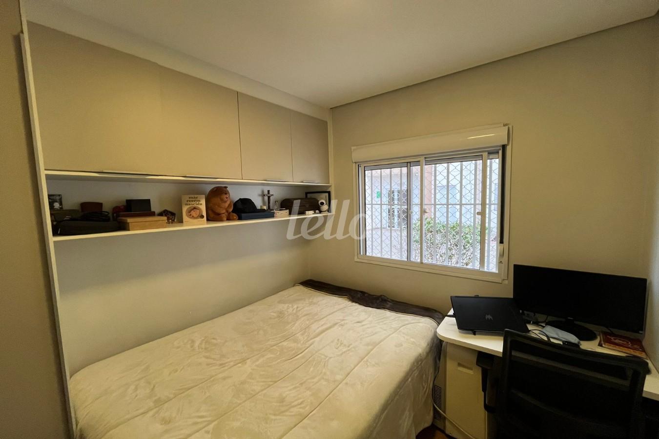 QUARTO A de Apartamento à venda, Padrão com 42 m², 2 quartos e 1 vaga em Vila Guilherme - São Paulo