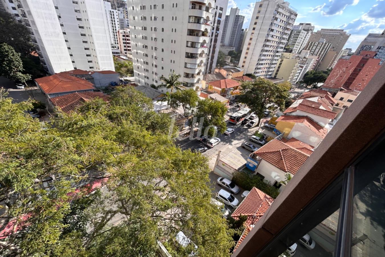 VISTA de Sala / Conjunto à venda, Padrão com 110 m², e 2 vagas em Perdizes - São Paulo