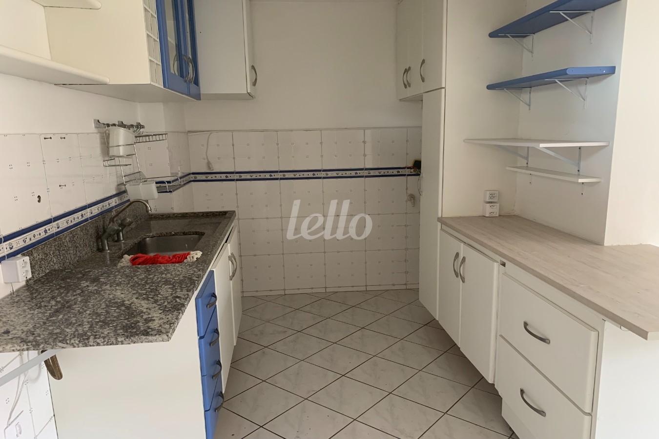 COZINHA de Apartamento à venda, Padrão com 65 m², 2 quartos e 1 vaga em Aclimação - São Paulo