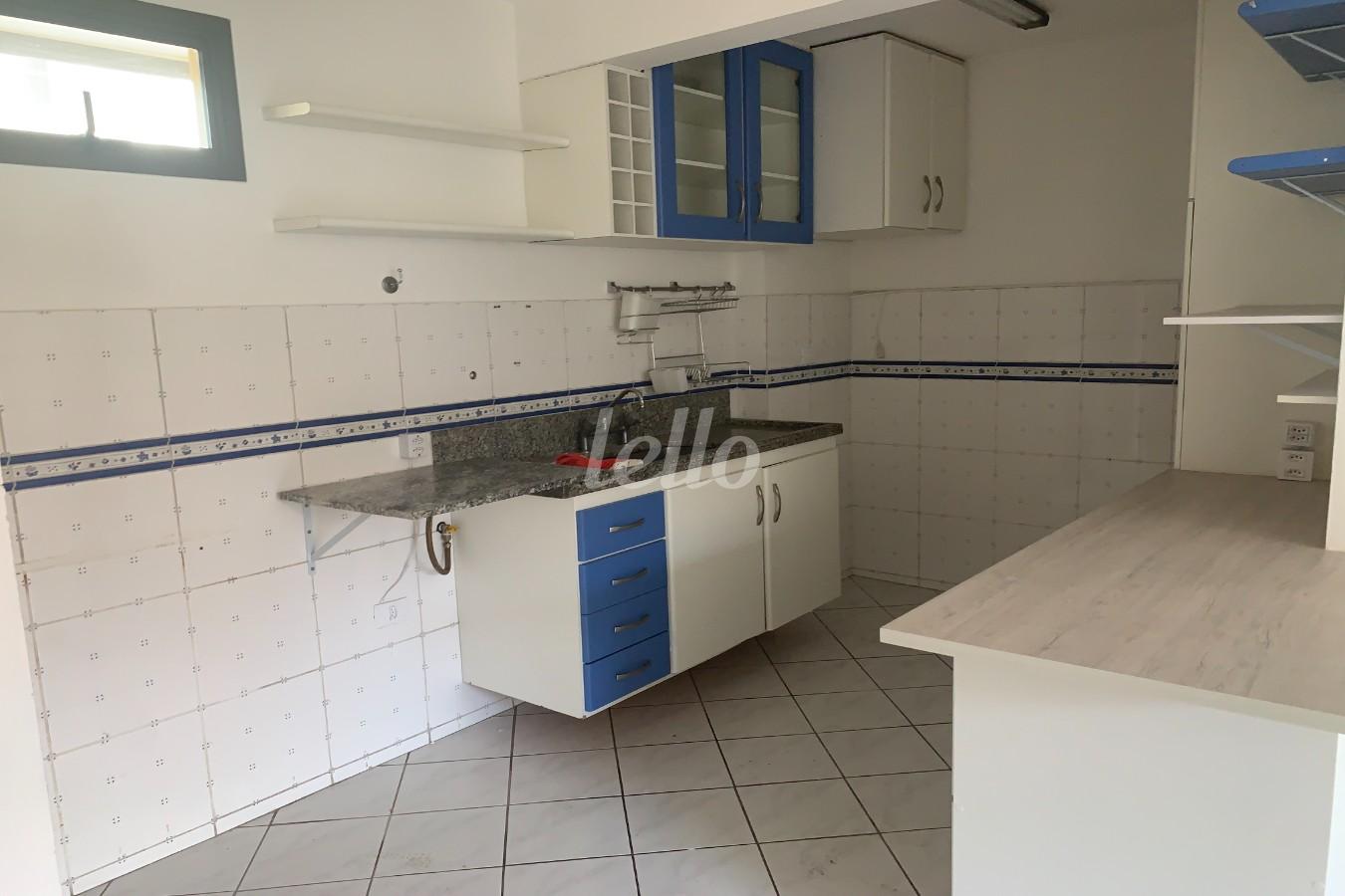 COZINHA de Apartamento à venda, Padrão com 65 m², 2 quartos e 1 vaga em Aclimação - São Paulo