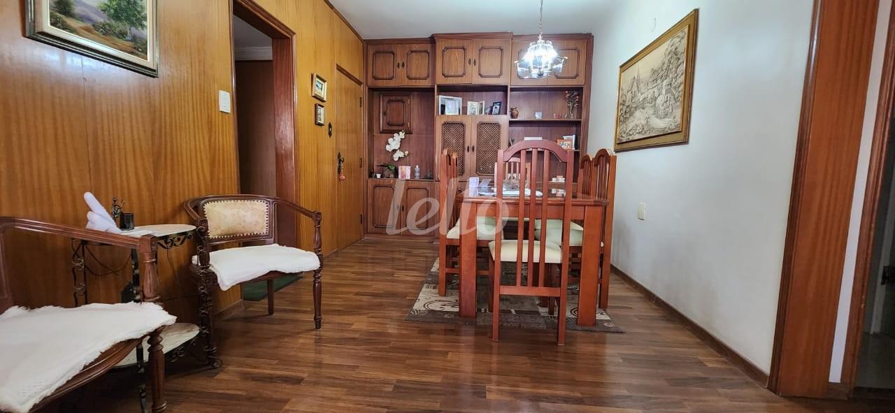 SALA de Apartamento à venda, Padrão com 94 m², 3 quartos e 1 vaga em Vila Mariana - São Paulo