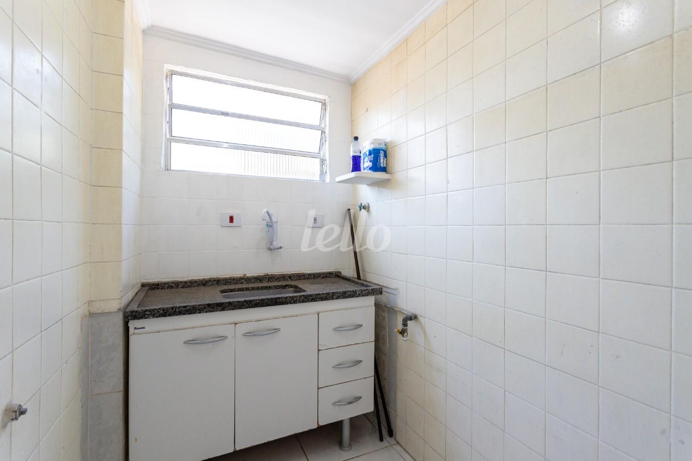 COZINHA de Apartamento para alugar, Padrão com 28 m², 1 quarto e em Bela Vista - São Paulo