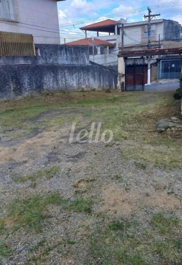 FOTOS (6) de Área / Terreno à venda, Padrão com 941 m², e em Sítio do Morro - São Paulo