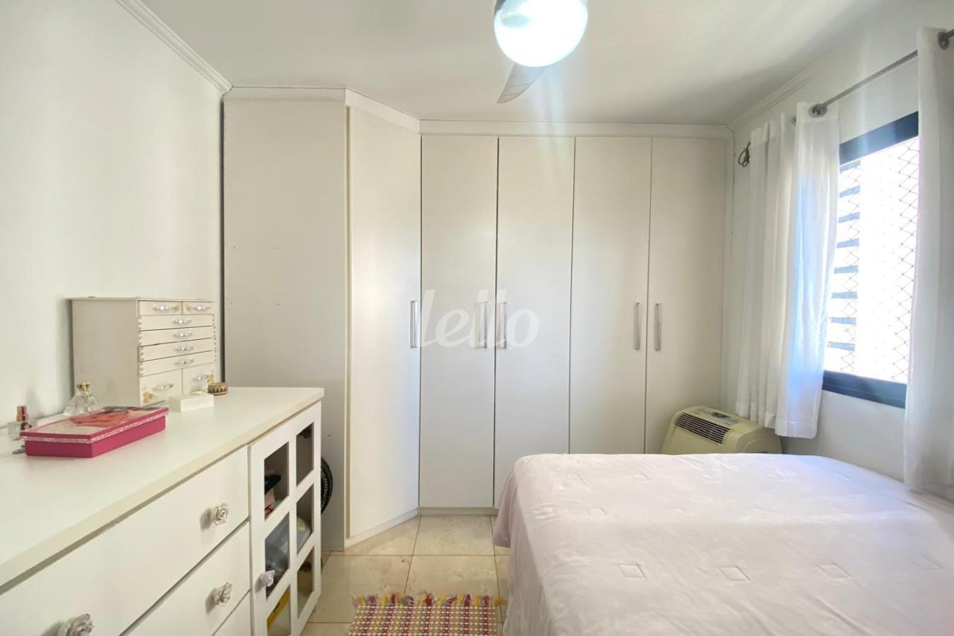 DORMITORIO de Apartamento à venda, Padrão com 83 m², 3 quartos e 2 vagas em Vila Gomes Cardim - São Paulo