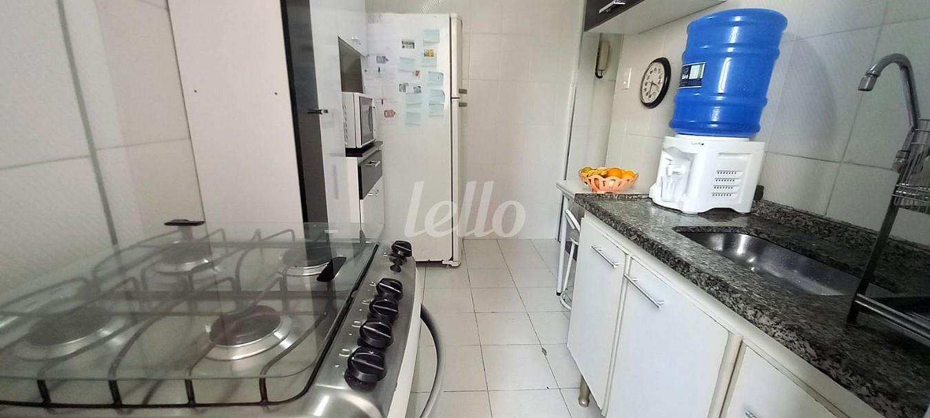 COZINHA de Apartamento à venda, Padrão com 34 m², 1 quarto e em Aclimação - São Paulo