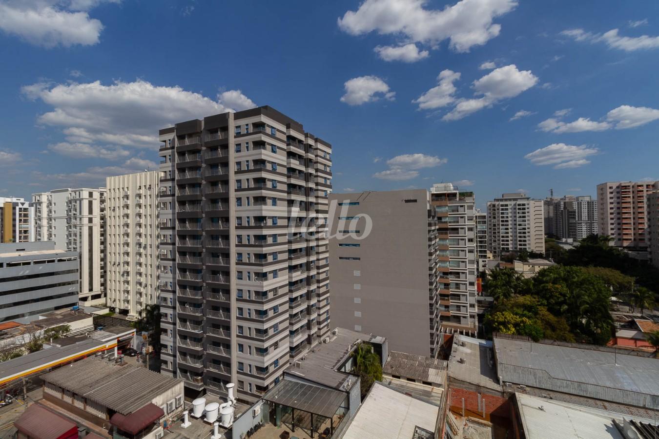 SACADA de Apartamento para alugar, Padrão com 24 m², 1 quarto e em Indianópolis - São Paulo