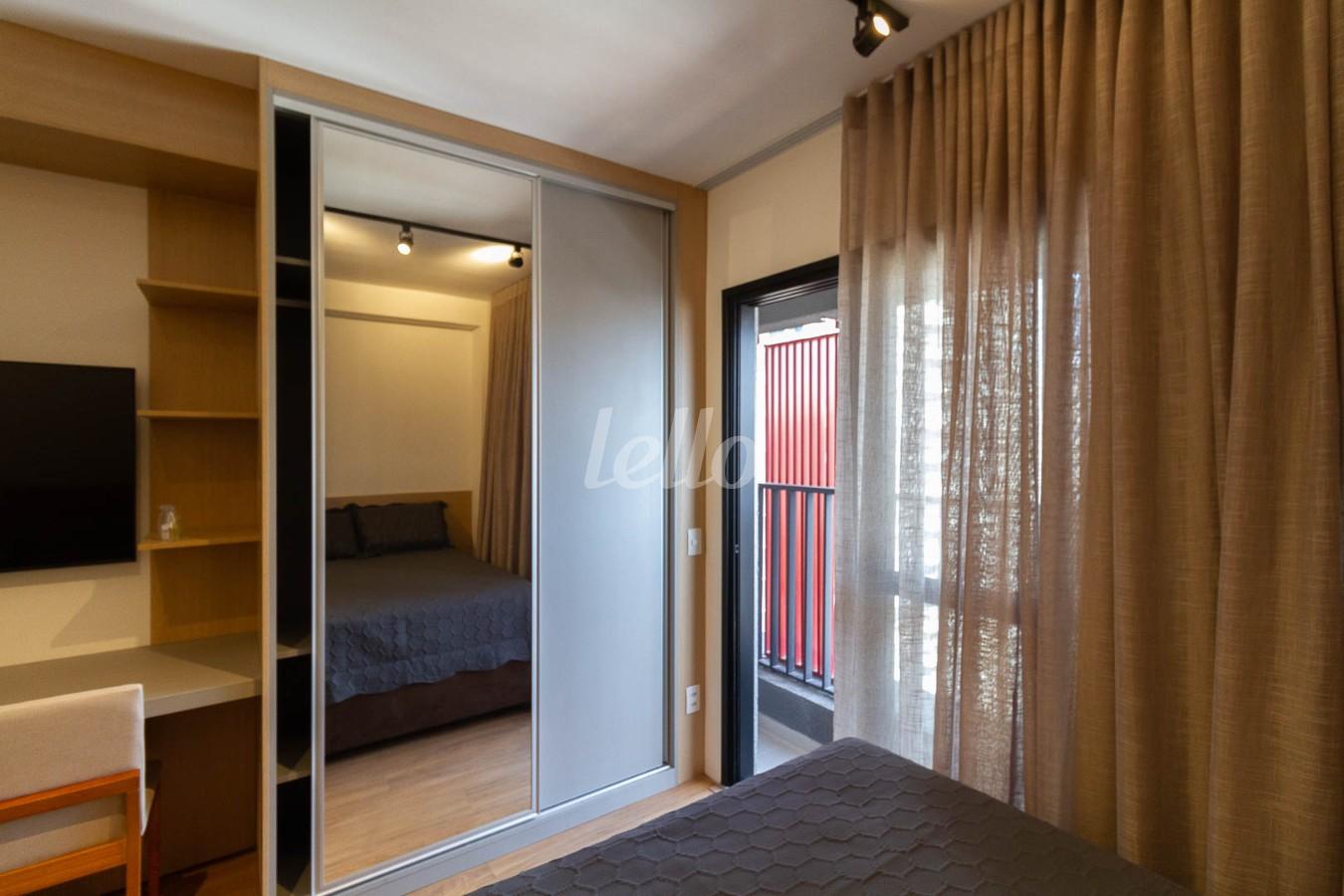 DORMITORIO 1 de Apartamento para alugar, Padrão com 24 m², 1 quarto e em Indianópolis - São Paulo