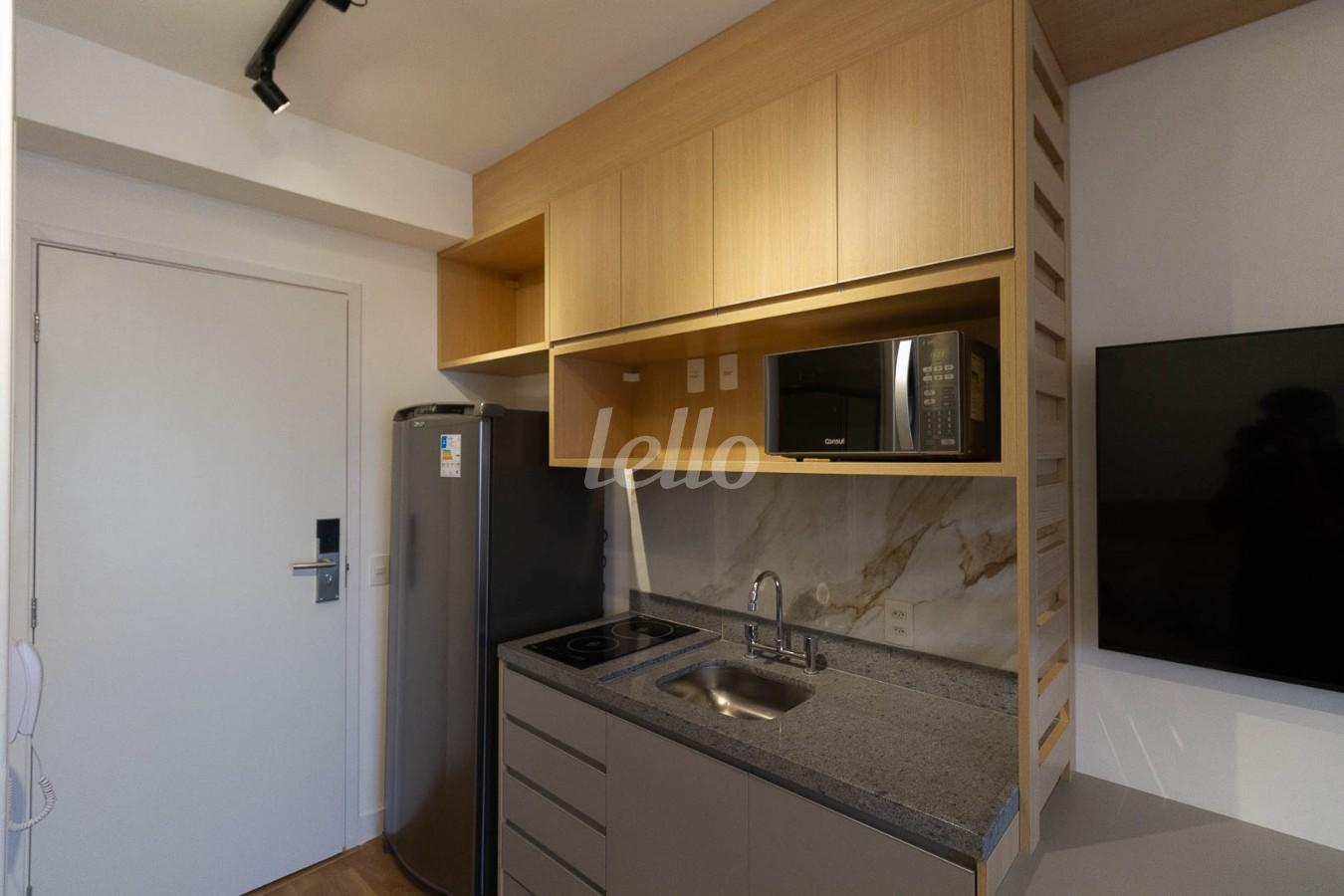 COZINHA de Apartamento para alugar, Padrão com 24 m², 1 quarto e em Indianópolis - São Paulo