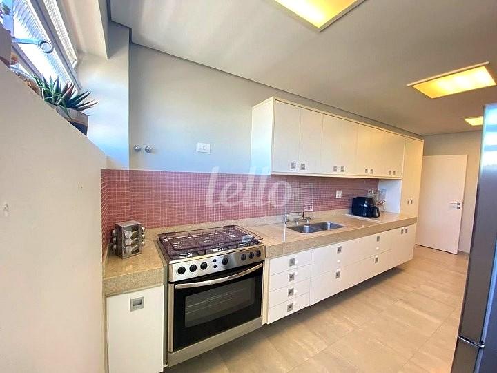 COZINHA de Apartamento à venda, Padrão com 107 m², 3 quartos e 1 vaga em Vila Prudente - São Paulo