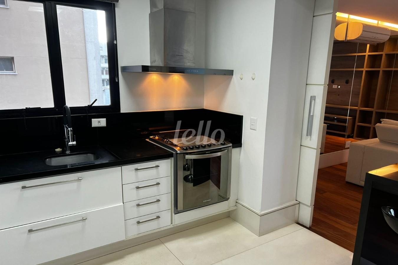 COZINHA de Apartamento à venda, Duplex com 140 m², 2 quartos e 2 vagas em Pinheiros - São Paulo