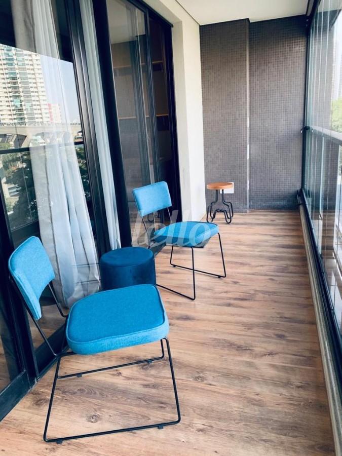 VARANDA de Apartamento à venda, Padrão com 42 m², 1 quarto e 1 vaga em Campo Belo - São Paulo