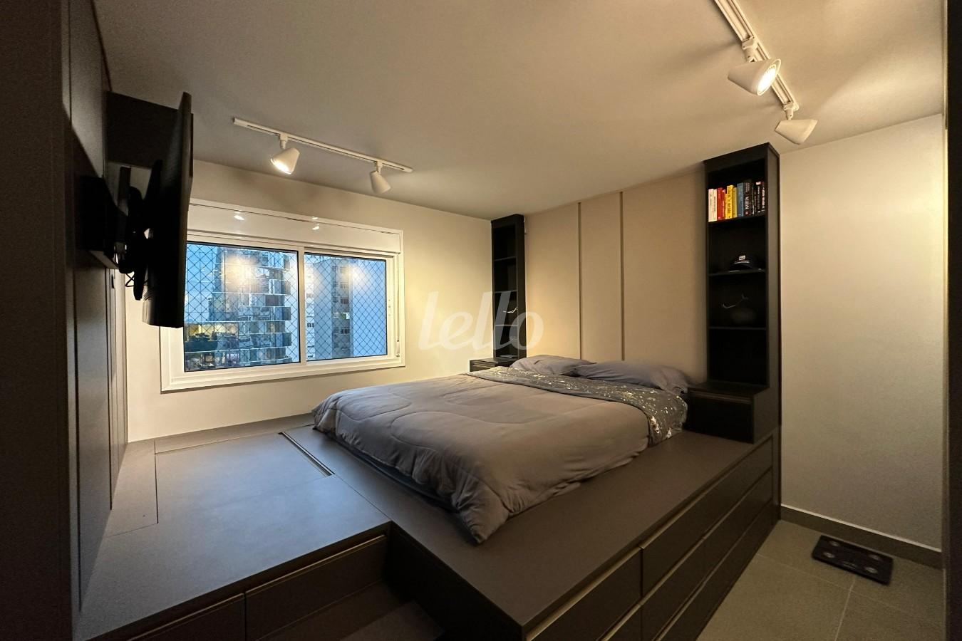 QUARTO de Apartamento à venda, Padrão com 60 m², 2 quartos e 1 vaga em Cerqueira César - São Paulo