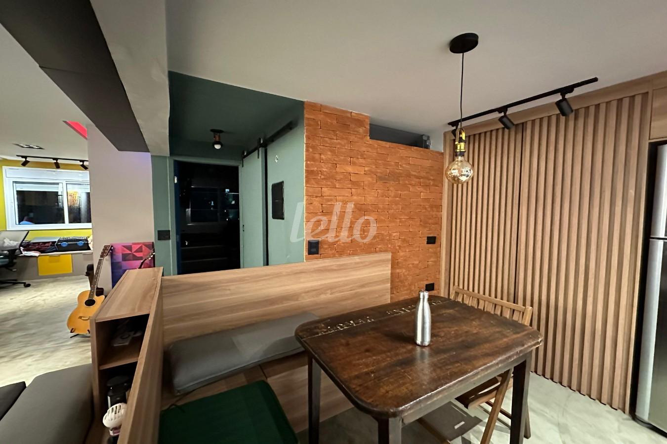 COZINHA de Apartamento à venda, Padrão com 60 m², 2 quartos e 1 vaga em Cerqueira César - São Paulo