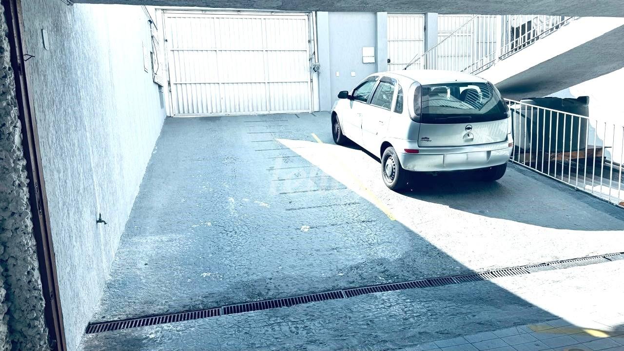 ENTRADA E SAIDA DA GARAGEM de Prédio Comercial à venda, Multiusuário com 440 m², e 11 vagas em Vila Bertioga - São Paulo