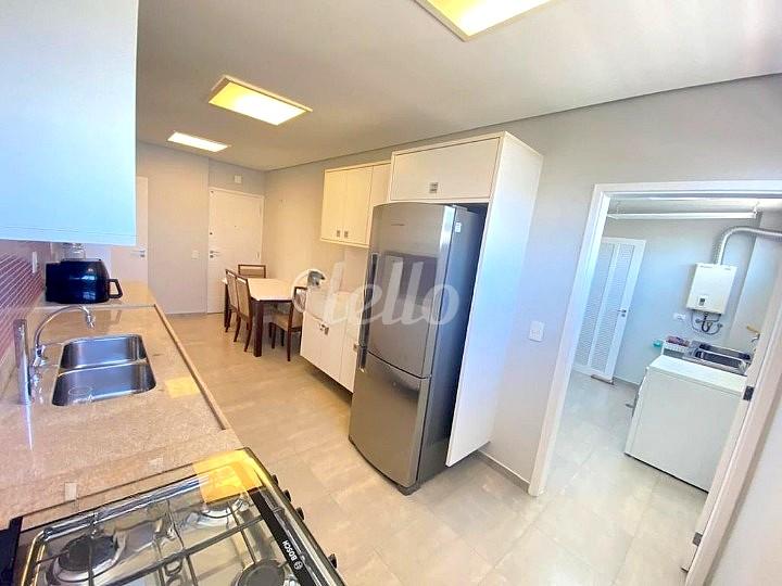 COZINHA de Apartamento à venda, Padrão com 107 m², 3 quartos e 1 vaga em Vila Prudente - São Paulo