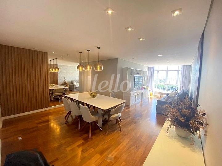 SALA de Apartamento à venda, Padrão com 107 m², 3 quartos e 1 vaga em Vila Prudente - São Paulo