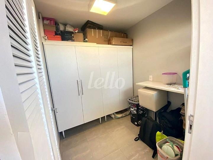 DORMITORIO SERVICO de Apartamento à venda, Padrão com 107 m², 3 quartos e 1 vaga em Vila Prudente - São Paulo