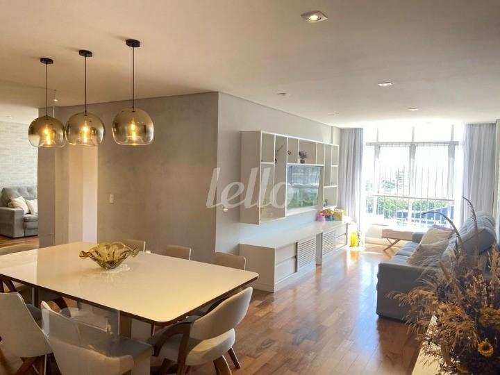 SALA de Apartamento à venda, Padrão com 107 m², 3 quartos e 1 vaga em Vila Prudente - São Paulo