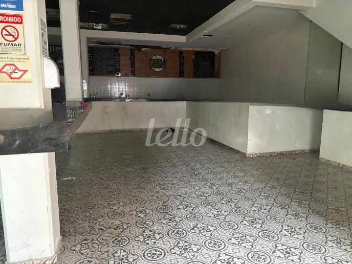 SALÃO de Salão para alugar, Padrão com 175 m², e em Mooca - São Paulo