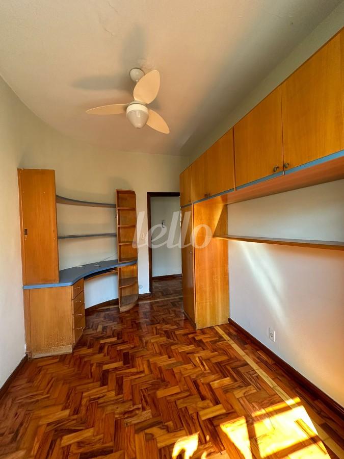 DORM de Casa à venda, sobrado com 250 m², 5 quartos e 2 vagas em Campo Belo - São Paulo