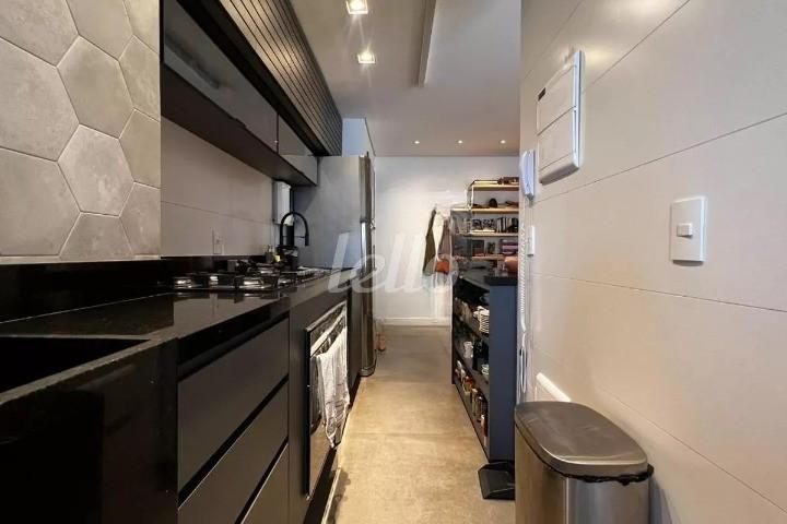 COZINHA de Apartamento à venda, Padrão com 71 m², 2 quartos e 1 vaga em Pinheiros - São Paulo