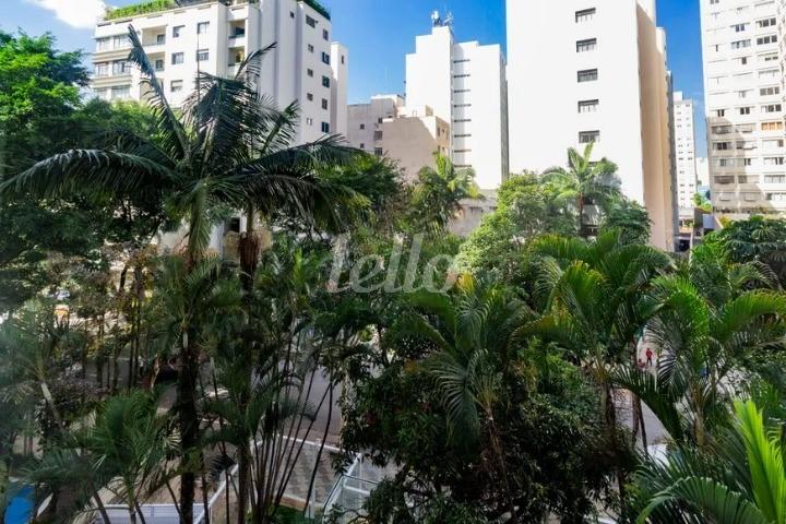 VISTA de Apartamento à venda, Padrão com 180 m², 3 quartos e 2 vagas em Higienópolis - São Paulo