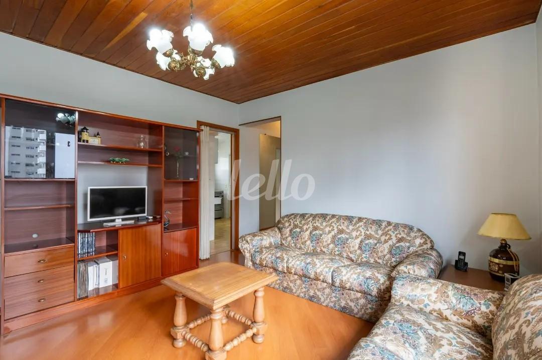 SALA de Apartamento à venda, Padrão com 61 m², 2 quartos e 1 vaga em Vila Clementino - São Paulo