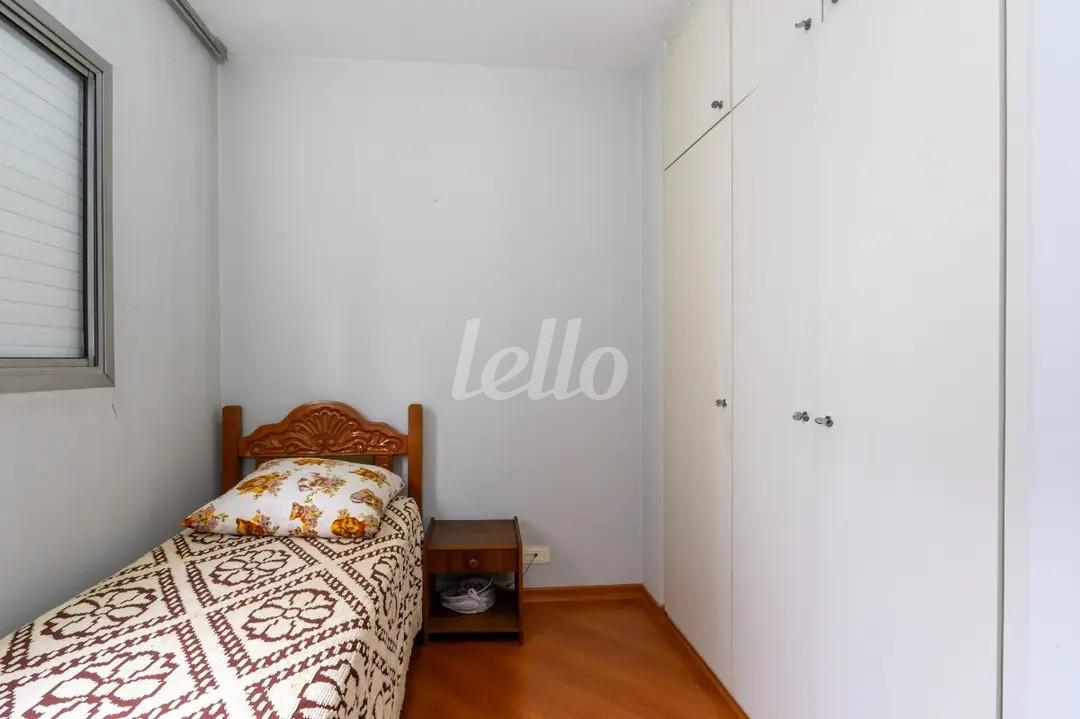 DORMITÓRIO de Apartamento à venda, Padrão com 61 m², 2 quartos e 1 vaga em Vila Clementino - São Paulo