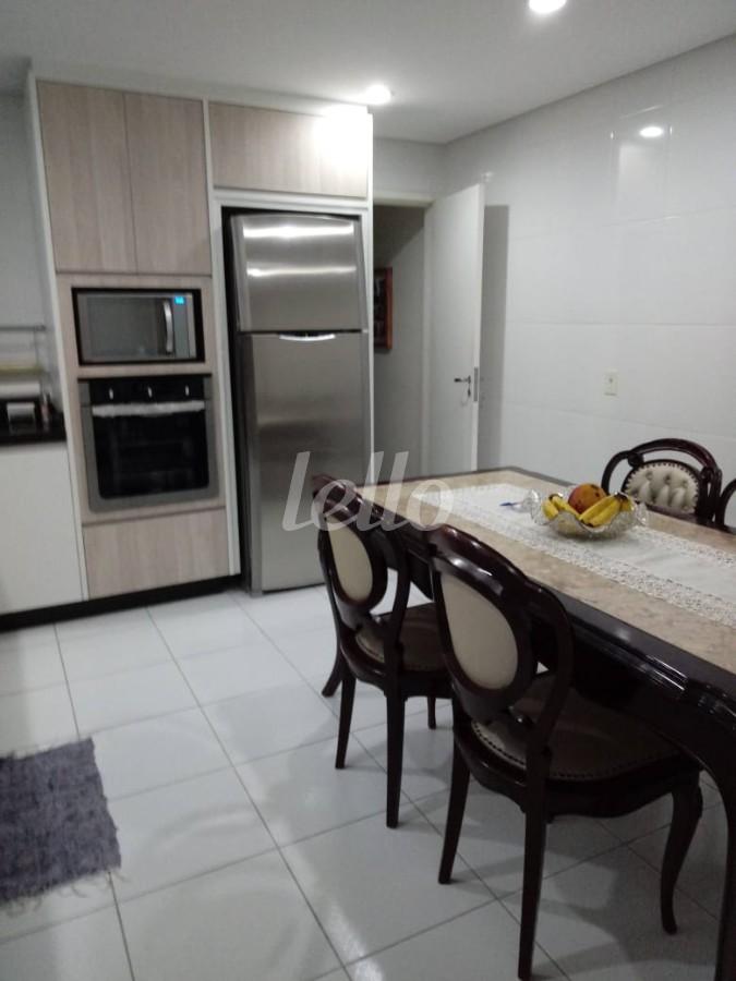 COZINHA de Casa para alugar, sobrado com 95 m², 4 quartos e 4 vagas em Vila Formosa - São Paulo