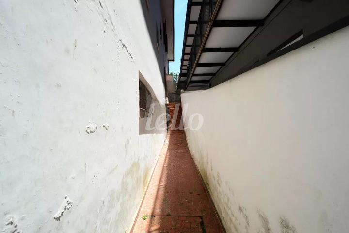 CORREDOR EXTERNO de Casa à venda, sobrado com 170 m², 3 quartos e 2 vagas em Vila Clementino - São Paulo