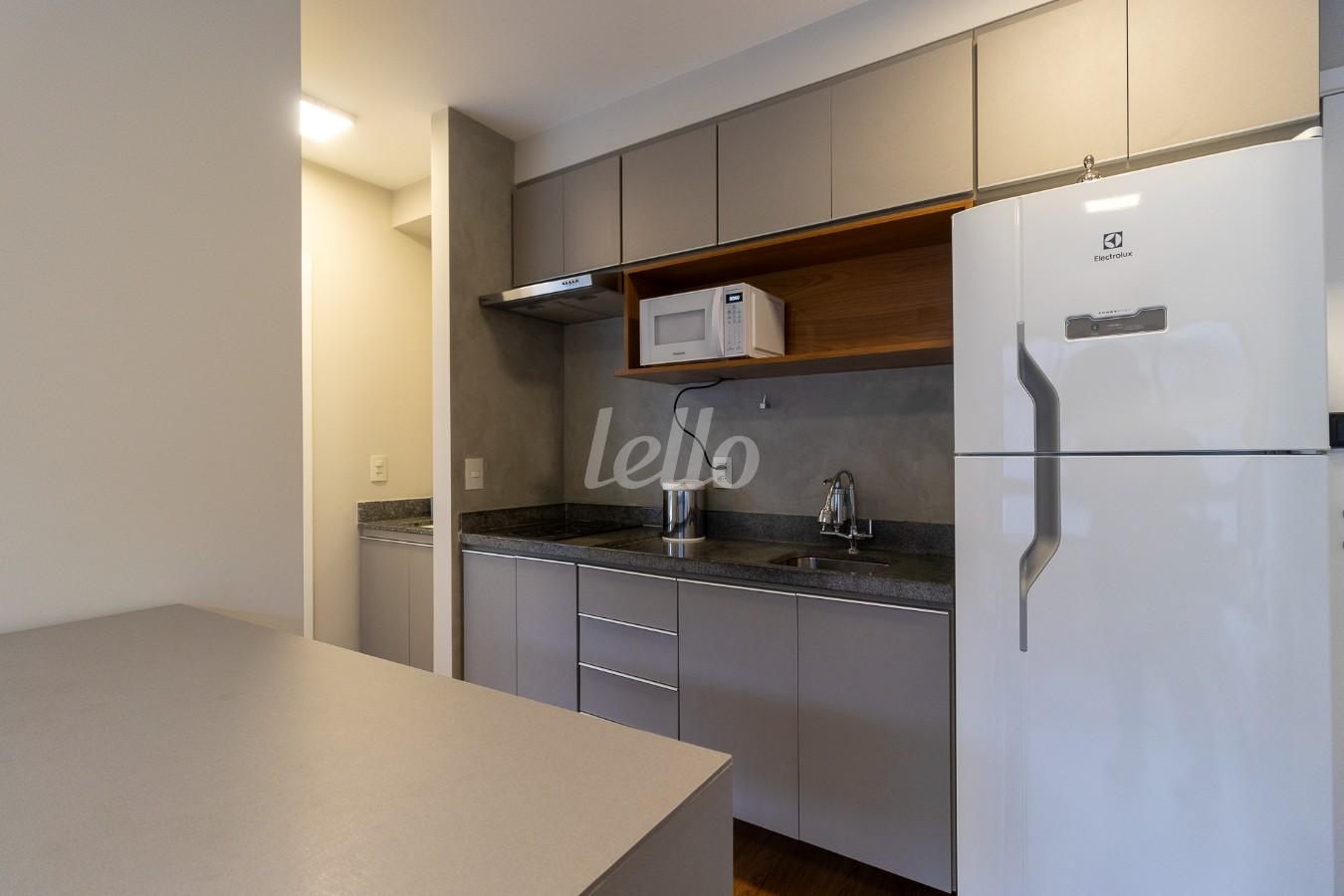 COZINHA de Apartamento à venda, Padrão com 32 m², 1 quarto e 1 vaga em Mirandopolis - São Paulo