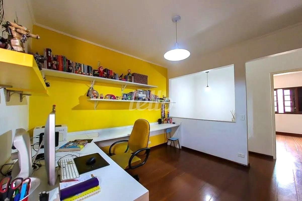 SUITE 2  COM HOME OFFICE de Casa à venda, sobrado com 180 m², 3 quartos e 2 vagas em Tucuruvi - São Paulo