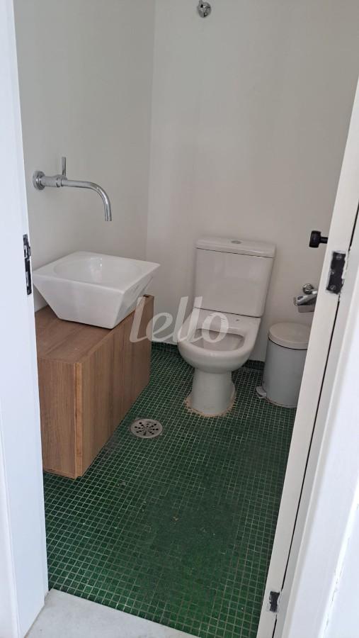 BANHEIRO de Sala / Conjunto à venda, Padrão com 45 m², e 1 vaga em Vila Clementino - São Paulo