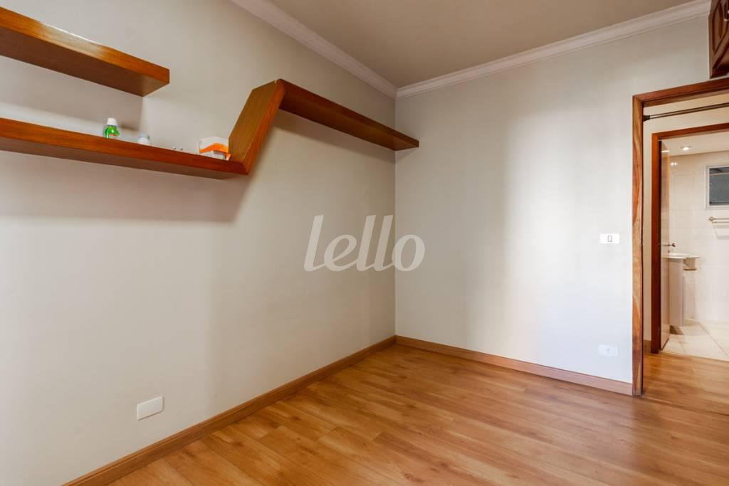 QUARTO de Apartamento para alugar, Padrão com 170 m², 3 quartos e 2 vagas em Vila Clementino - São Paulo