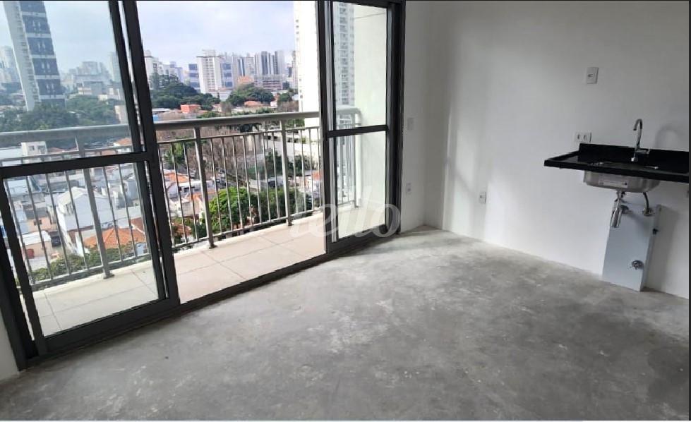 SALA de Apartamento à venda, Padrão com 25 m², 1 quarto e em Vila Mariana - São Paulo