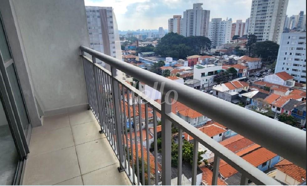 VARANDA de Apartamento à venda, Padrão com 25 m², 1 quarto e em Vila Mariana - São Paulo