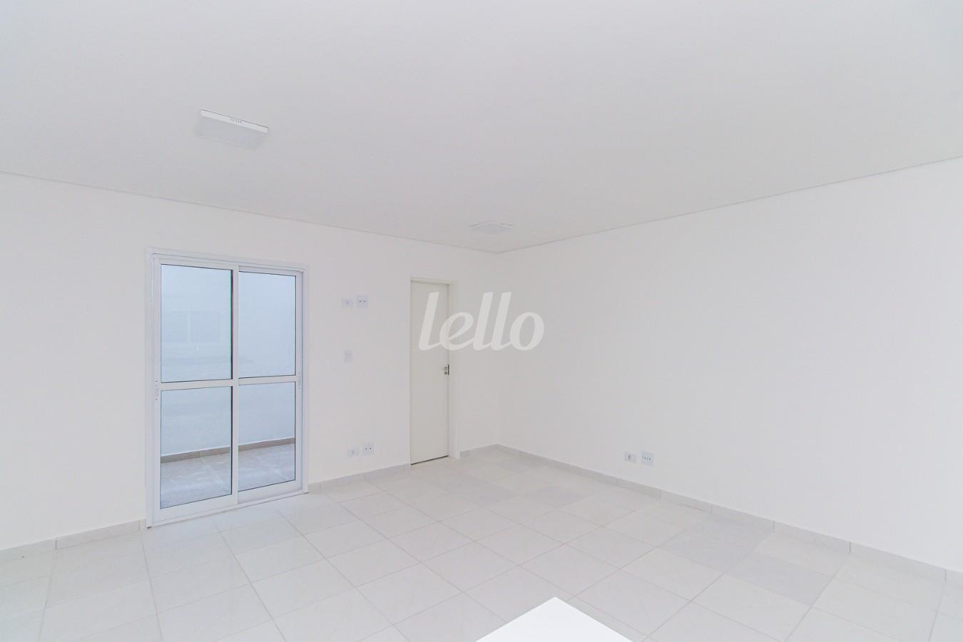 01SALA_002 de Apartamento para alugar, Padrão com 37 m², 1 quarto e em Vila Bela - São Paulo