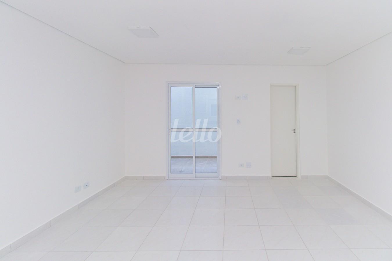 01SALA_007 de Apartamento para alugar, Padrão com 37 m², 1 quarto e em Vila Bela - São Paulo