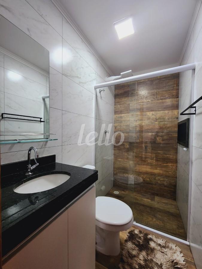 BANHEIRO de Apartamento à venda, Padrão com 42 m², 2 quartos e 1 vaga em Vila Antonina - São Paulo