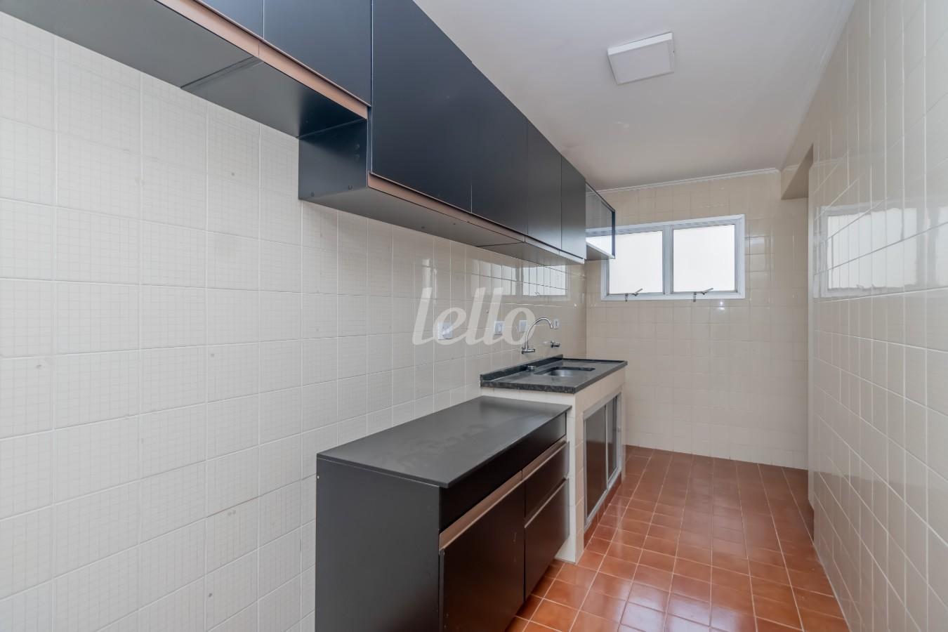 COZINHA de Apartamento à venda, Padrão com 70 m², 2 quartos e 1 vaga em Vila Clementino - São Paulo