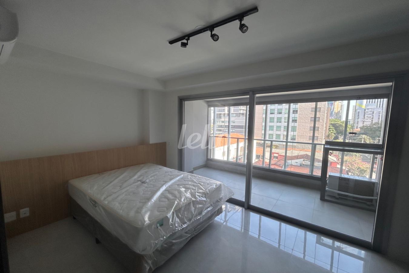 DORMITORIO de Apartamento à venda, Studio com 29 m², 1 quarto e em Jardim Paulistano - São Paulo