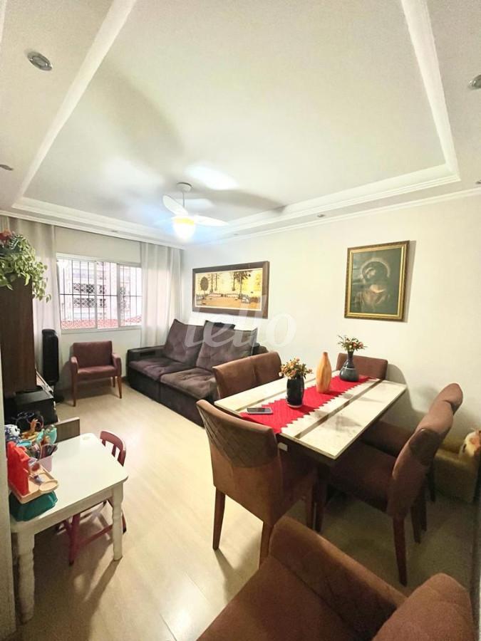 SALA de Apartamento à venda, Padrão com 74 m², 3 quartos e 1 vaga em Jardim São Paulo - São Paulo