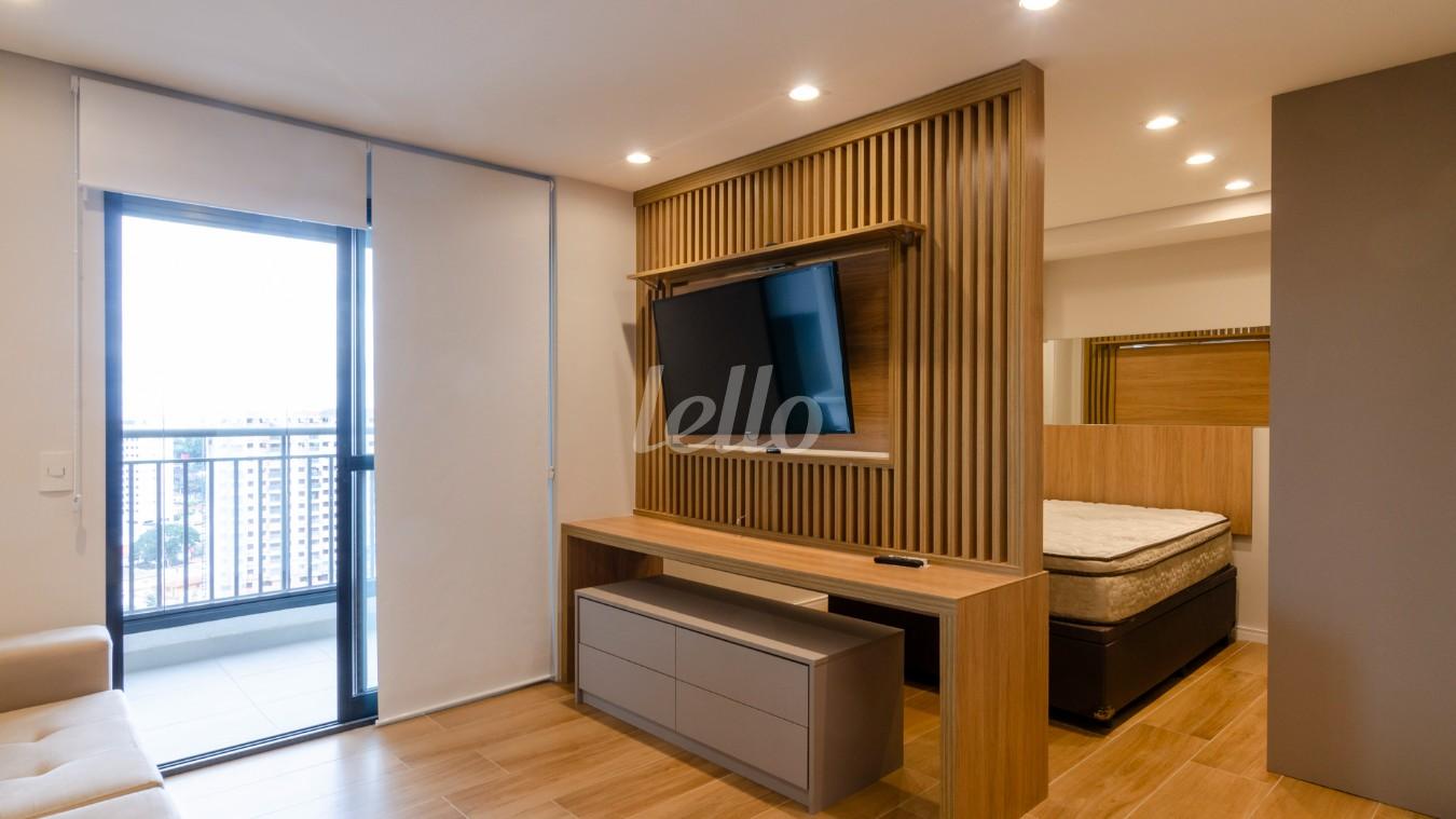 SALA de Apartamento à venda, Padrão com 35 m², 1 quarto e 1 vaga em Mirandopolis - São Paulo