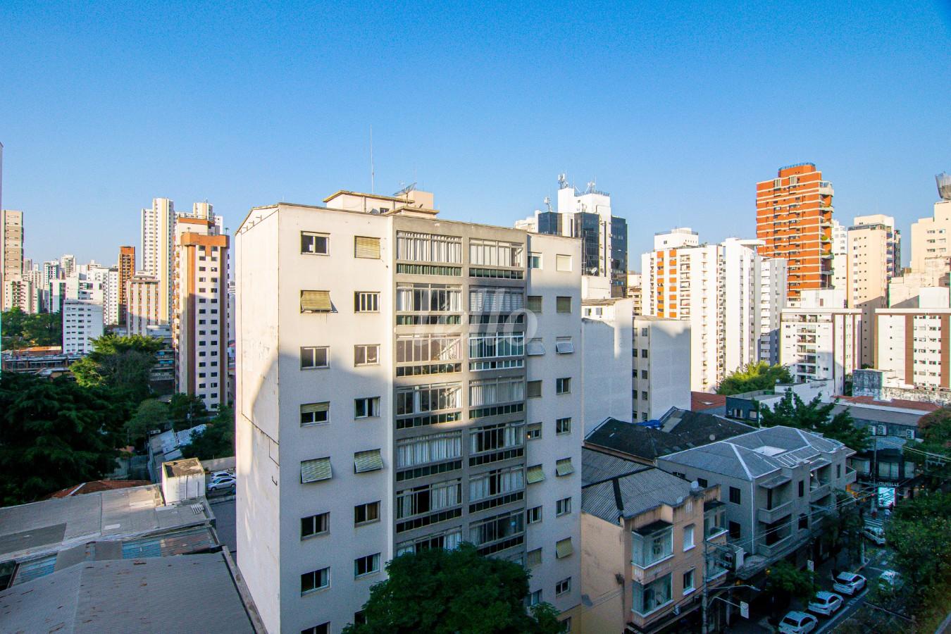 VISTA de Apartamento à venda, Padrão com 82 m², 3 quartos e 1 vaga em Pinheiros - São Paulo