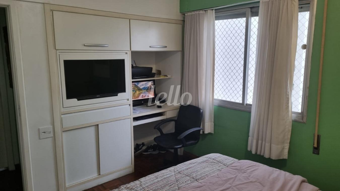 DORMITORIO de Apartamento à venda, Padrão com 121 m², 4 quartos e 2 vagas em Jardim Paulista - São Paulo