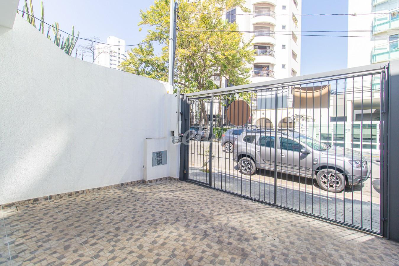 GARAGEM de Casa à venda, sobrado com 170 m², 3 quartos e 1 vaga em Campo Belo - São Paulo