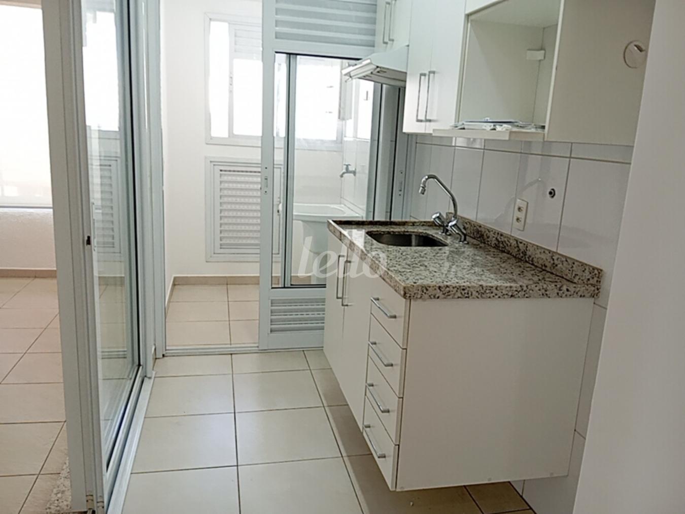 COZINHA de Apartamento à venda, Padrão com 68 m², 2 quartos e 1 vaga em Pinheiros - São Paulo